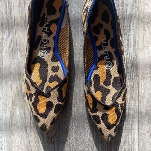 Rothy's Big Cat Points, Size 7